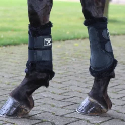 BACK ON TRACK BOT LL Back on Track® 3D Mesh Splint Boots with Faux Fur- Horse Boots