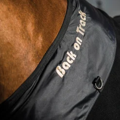 BACK ON TRACK BOT LL Back on Track® Supreme Fleece Blanket- Horse Coolers