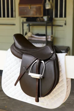 JPC INDIA-LTHR TACK Circuit™ Debut Saddle- English Saddles