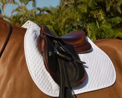EQUIFIT ® Essential Square Pad- Close Contact Saddle Pads