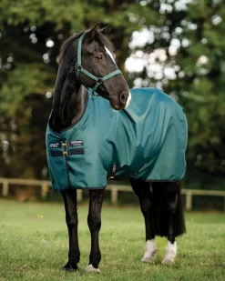 HORSEWARE ® Ireland Amigo® Ripstop 900D 50 Gram Standard Neck Turnout- Turnout Blankets