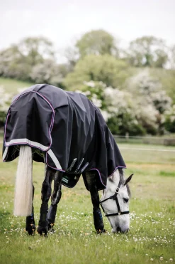 HORSEWARE ® Ireland Rambo® Supreme Medium-Weight Vari-Layer® Turnout Blanket- Turnout Blankets