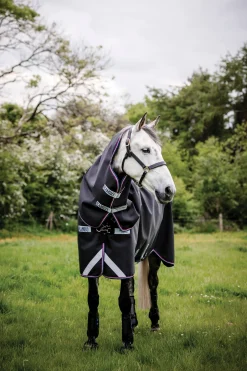 HORSEWARE ® Ireland Rambo® Supreme Medium-Weight Vari-Layer® Turnout Blanket- Turnout Blankets