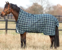 HORSEWARE ® Ireland Rhino® Medium-Weight Wug with Vari-Layer®- Turnout Blankets