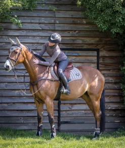 HORSE HEALTH TRADE LeMieux® Loire Satin Classic Close Contact Square- Close Contact Saddle Pads